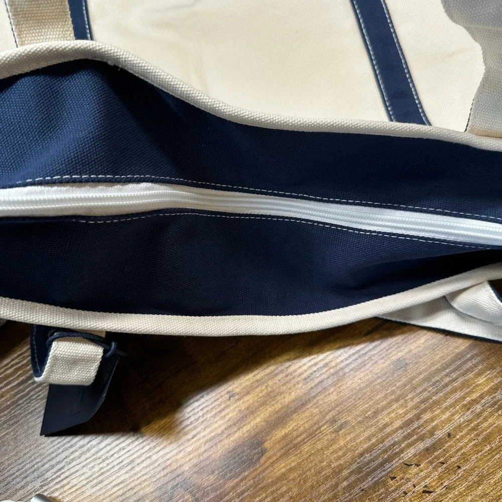 Gameday Social Apparel Co Canvas Tote Bag Navy‎ Blue Cream Zipper Top Boat Bag